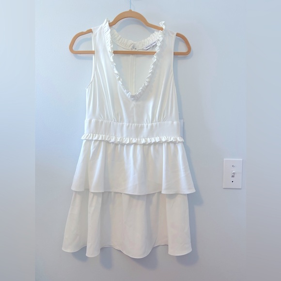 NWT Amanda Uprichard Moneta Mini Ruffle Tiered Dress in WHITE - Small - Picture 2 of 12
